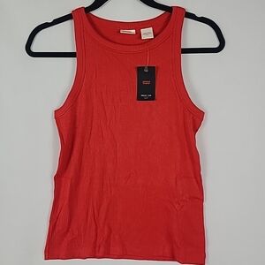 NWT Levi's Women Red Slim Fit Crew Neck Dreamy Tank Top Size S MSRP $30